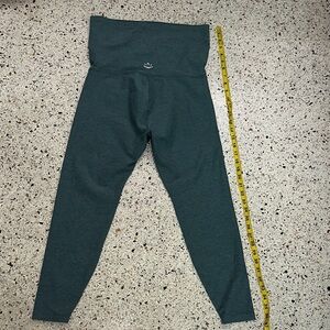 EUC Beyond the Bump green sage Heather leggings maternity XL space dye